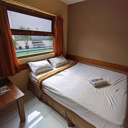Guest House Teras Solo Syariah Surakarta (Solo) Exterior photo