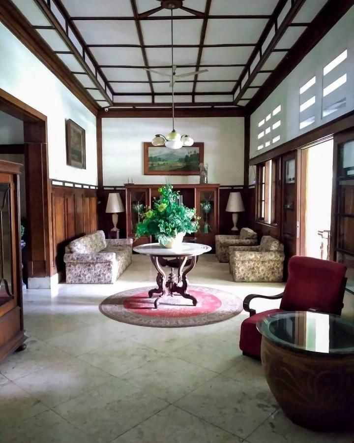 Guest House Teras Solo Syariah Surakarta (Solo) Exterior photo